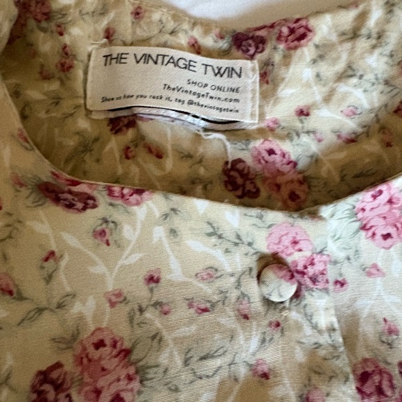 Cream and Pink Puff Sleeve Mini Sundress - Picture 2 of 4